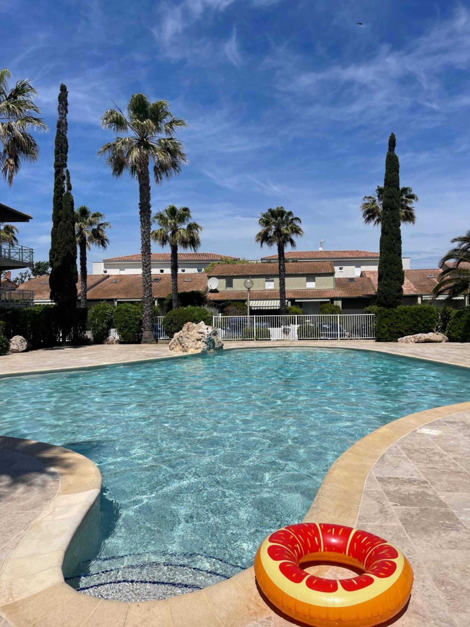Pavillon à 400m de la plage avec piscine Valras-Plage Exterior foto